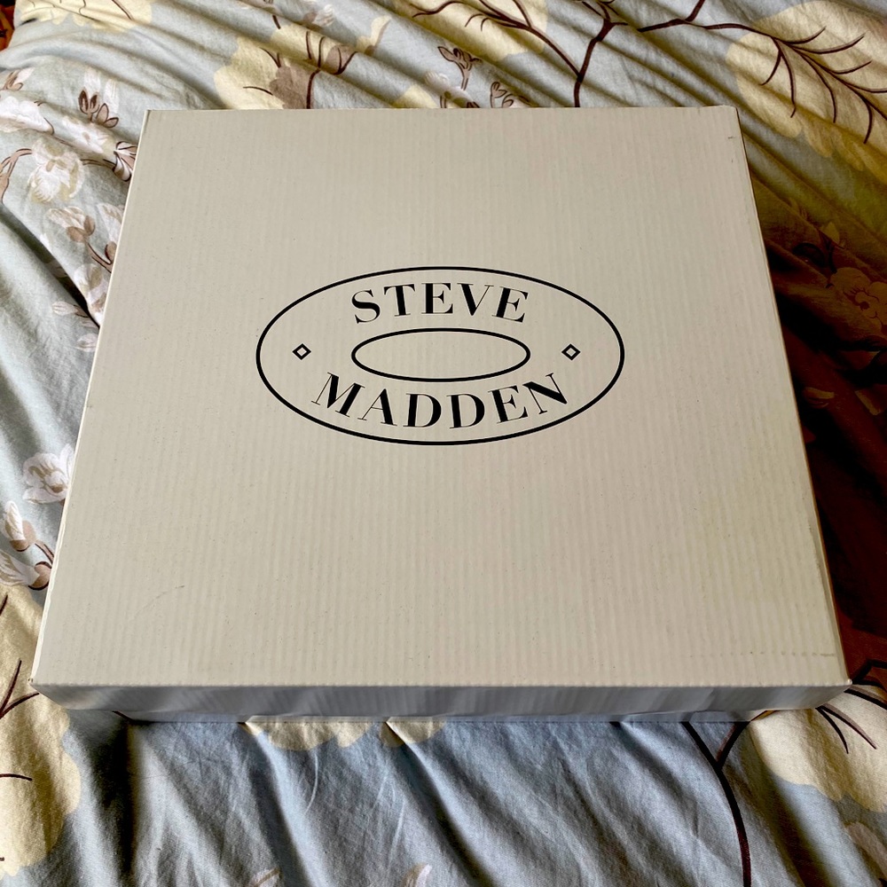 Steve Martin Wedge